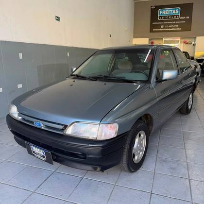 FORD ESCORT 1.8 I GLX 8V GASOLINA 2P MANUAL FORD ESCORT 1.8 I GLX 8V GASOLINA 2P MANUAL